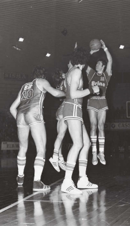 Bob Laurinski al tiro